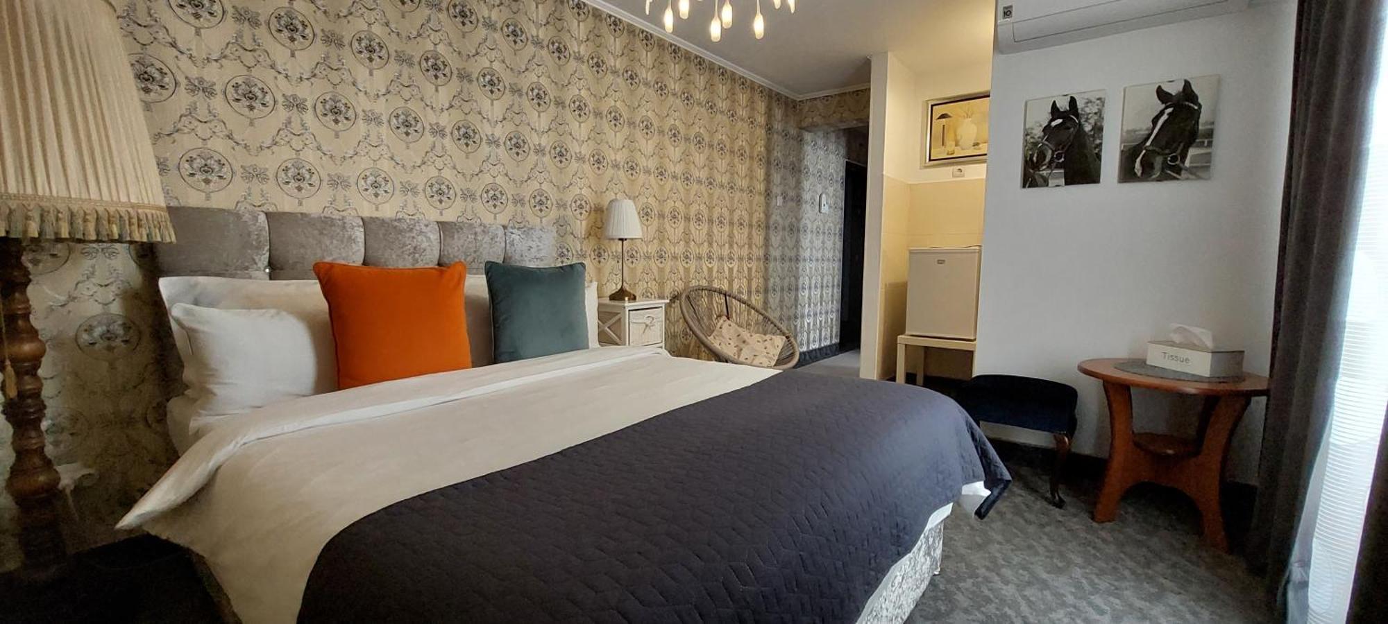 Harmony House Hotel Târgu Jiu Eksteriør billede